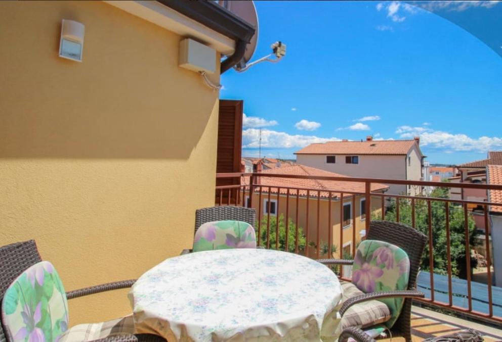 Valentina Apartment Novigrad  Exterior photo